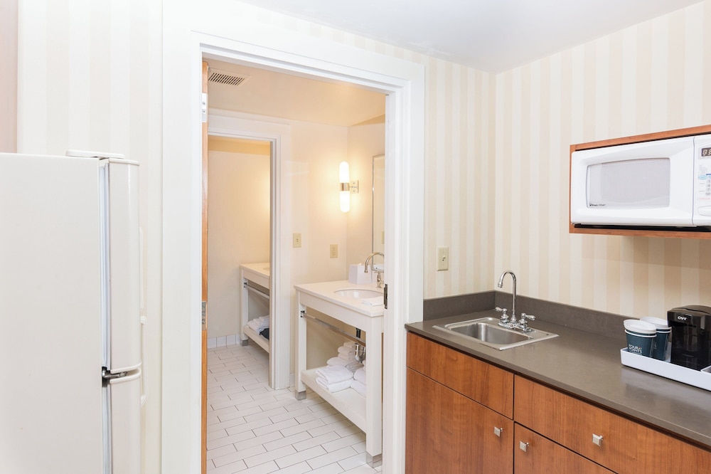 Four Points by Sheraton Eastham Cape Cod - photo 16
