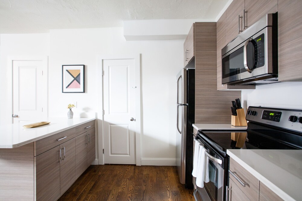Colorful 1BR in North End by Sonder - photo 19