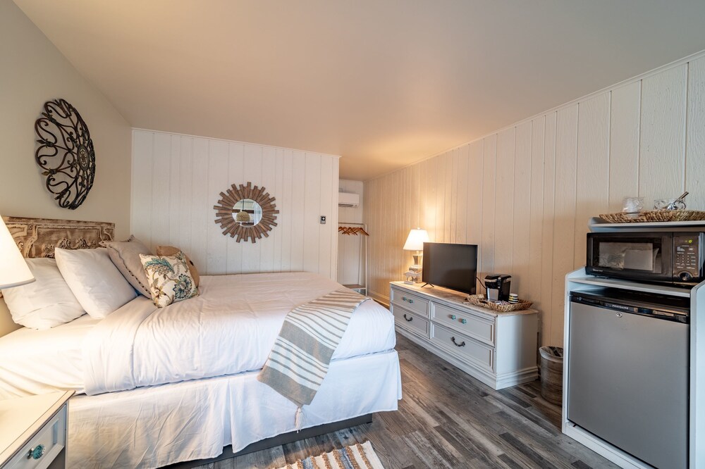 Ocean Glass Inn - photo 9