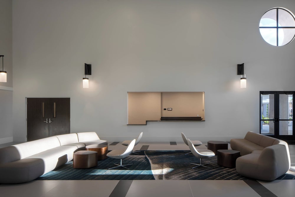 Luminary Hotel & Co. Autograph Hotels - photo 7