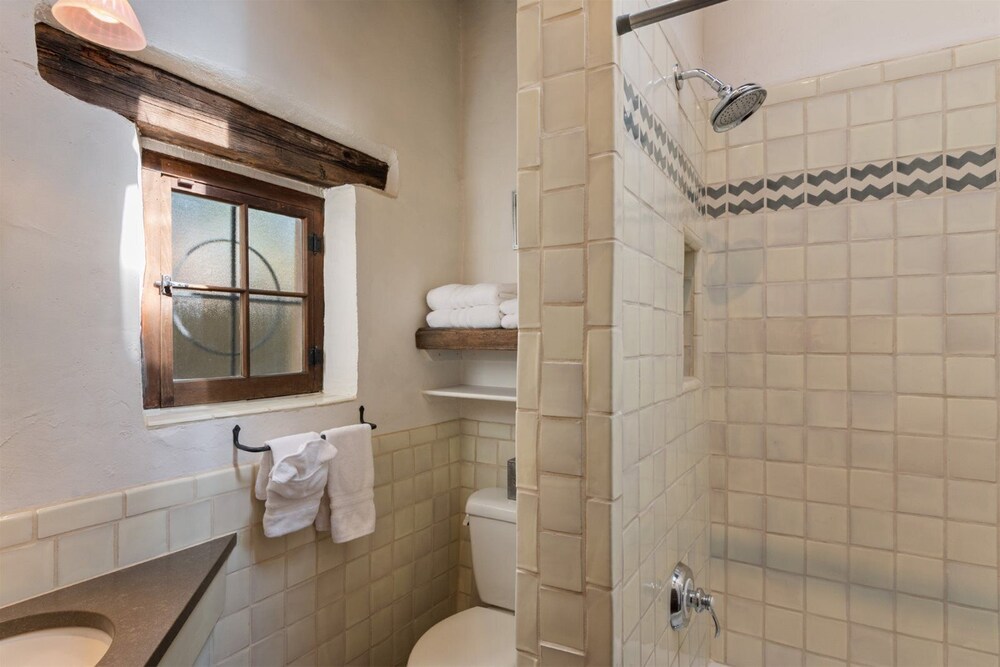 Garcia St. Adobe Historic District Close to Canyon Road Three Master Bedrooms Great Outdoor Space - photo 13