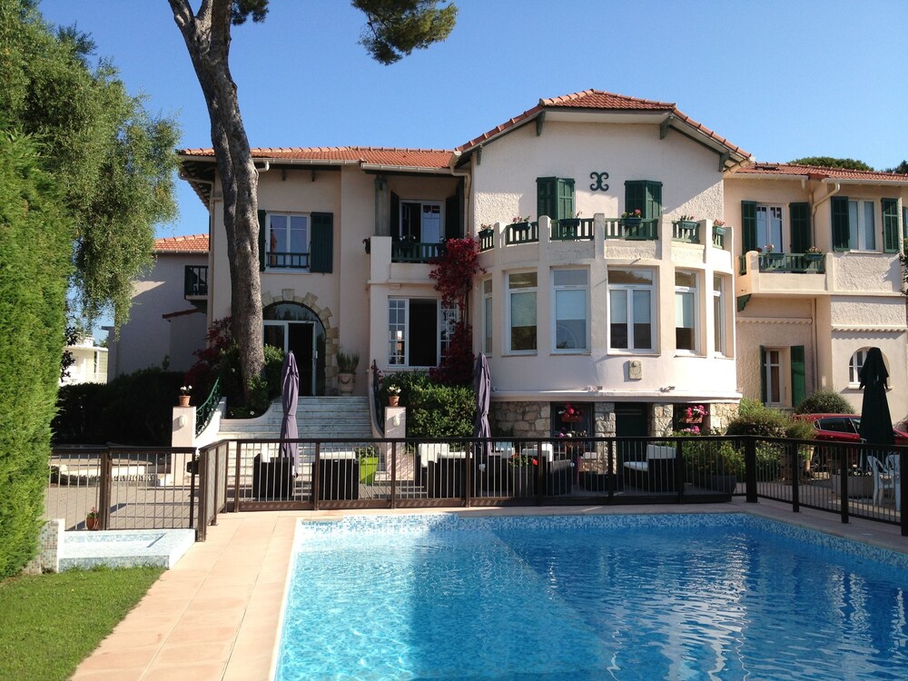 La Garoupe Gardiole in Antibes, France