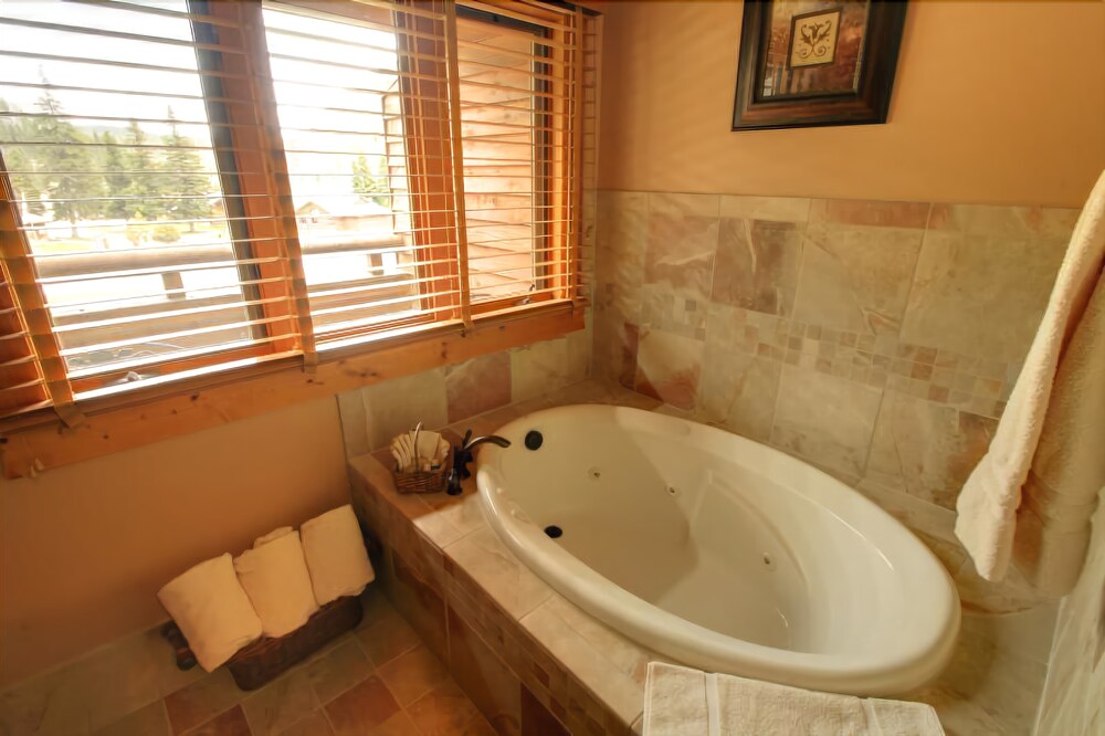 Spearfish Canyon Lodge - photo 24
