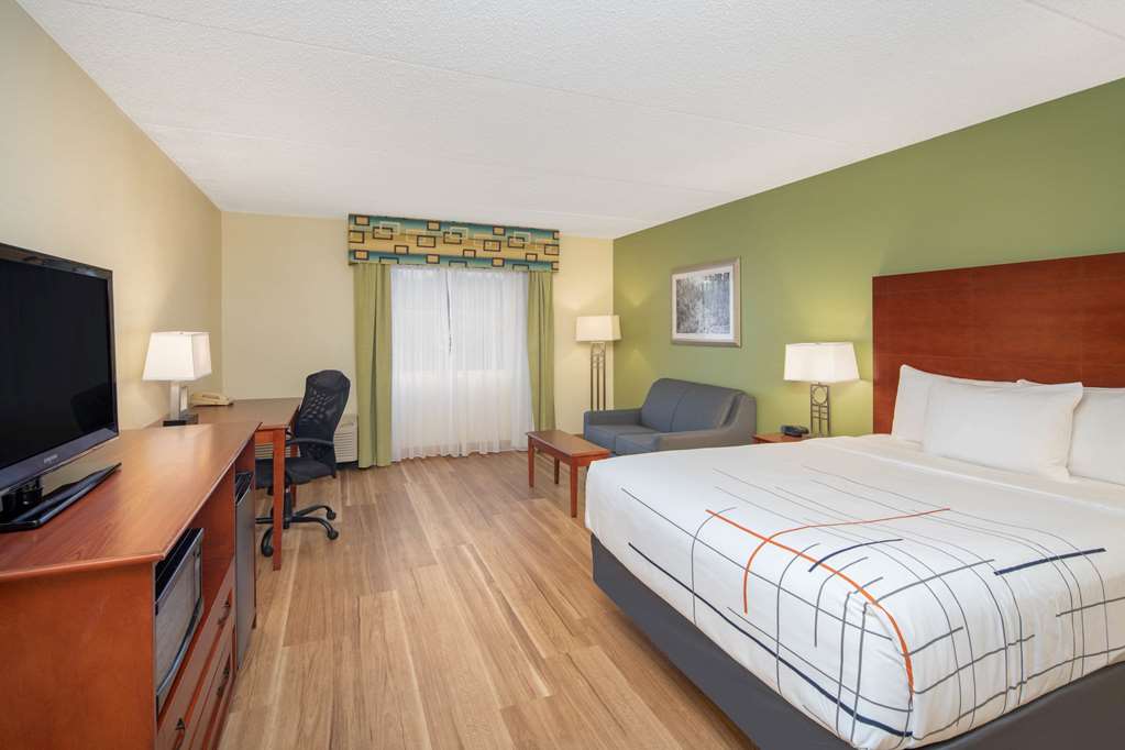 Wingate by Wyndham Valdosta Moody AFB - photo 16