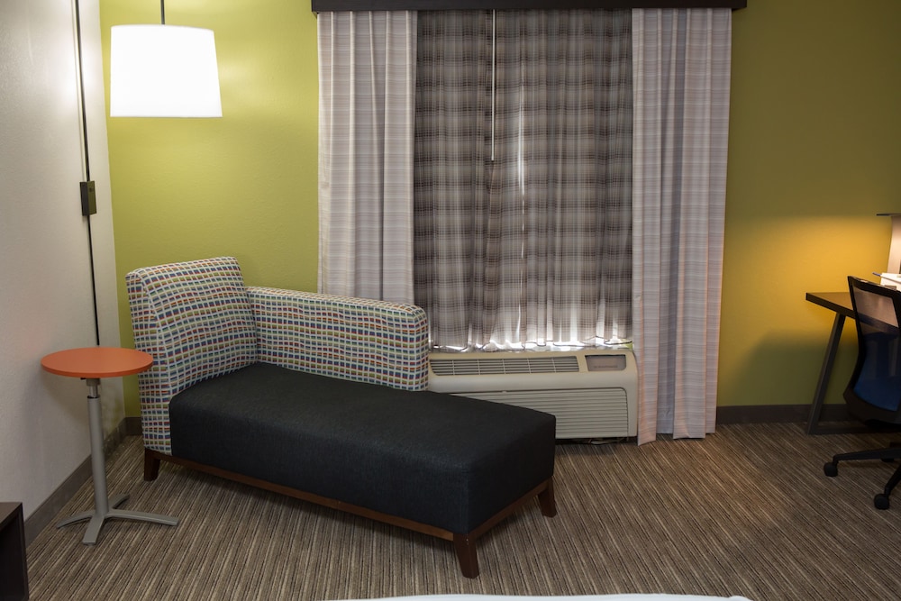 Holiday Inn Express Wilmington by IHG - photo 33