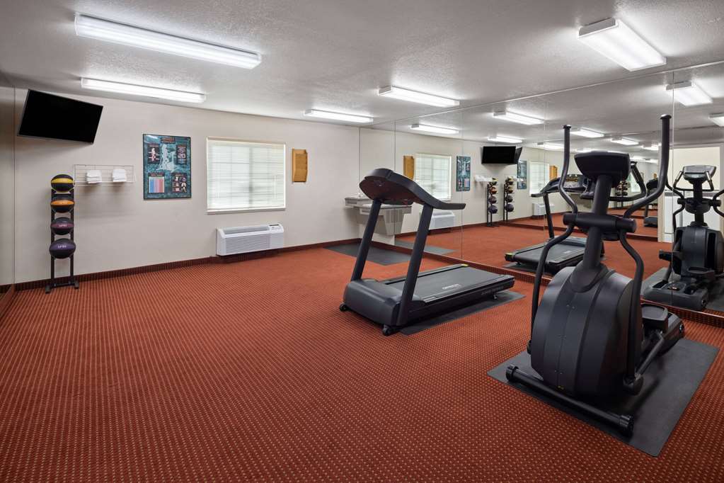 Days Inn & Suites by Wyndham Green Bay WI. - photo 9