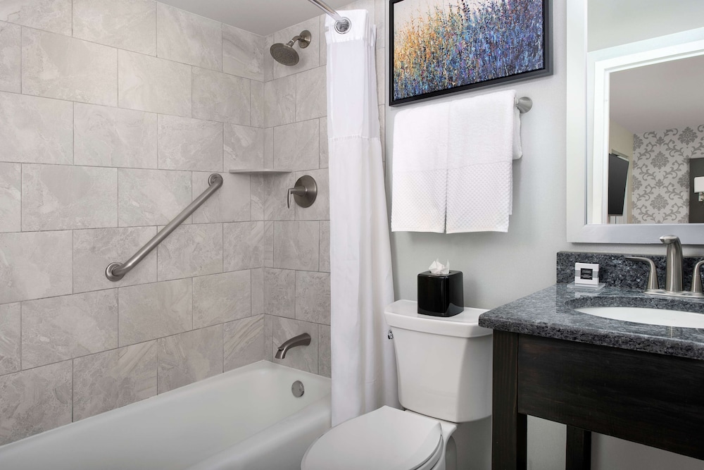 West End Washington DC Tapestry Collection by Hilton - photo 48