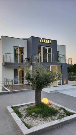 Alma Elegant rooms in Kassandreia, Greece