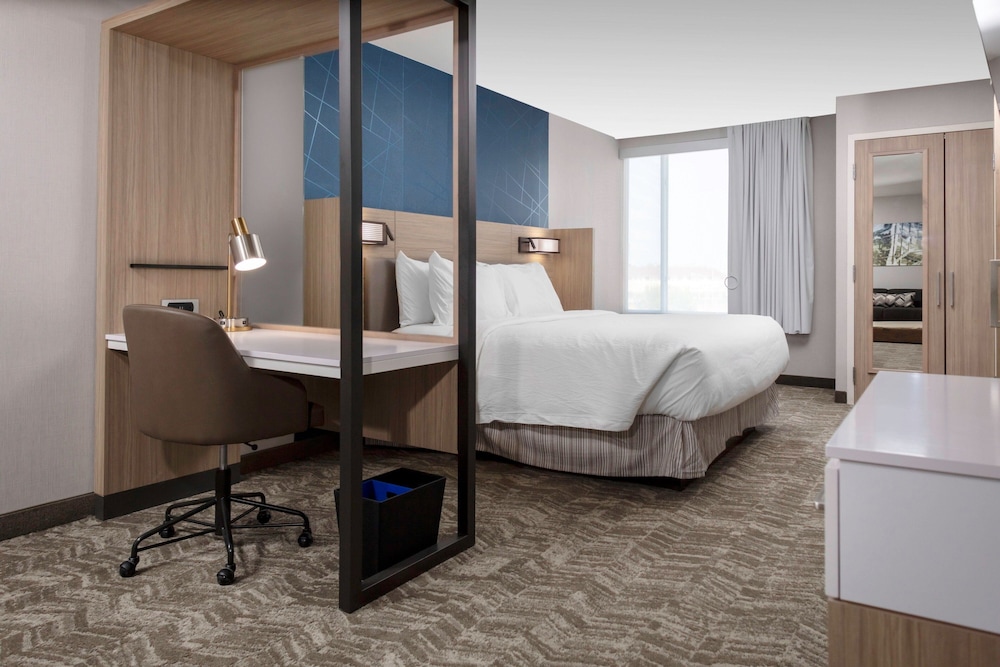 SpringHill Suites Kansas City Airport - photo 7