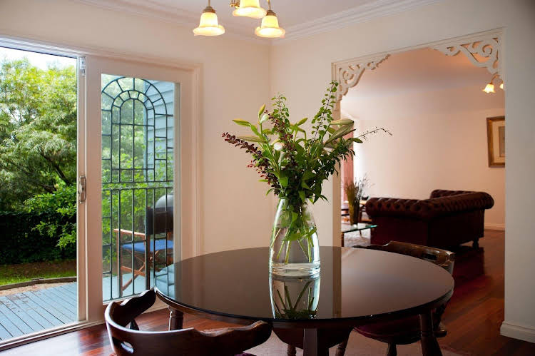 Chata - carbon neutral hotel in Daylesford