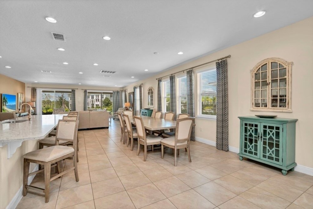 Reunion Golf Resort 8 Bed 8 Bath Amazing Pool Home 8 Bedroom Villa by RedAwning - photo 22