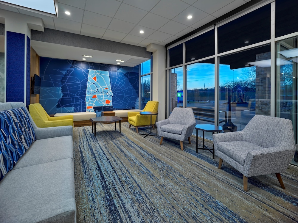 Holiday Inn Express Huntsville Space Center an IHG Hotel - photo 4