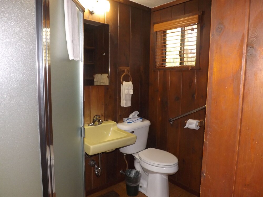 Arizona Mountain Inn and Cabins - photo 282