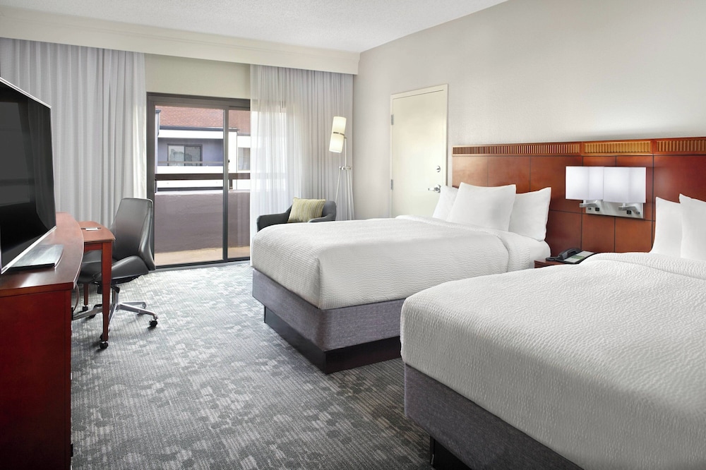 Courtyard by Marriott Greenville Haywood Mall - photo 10