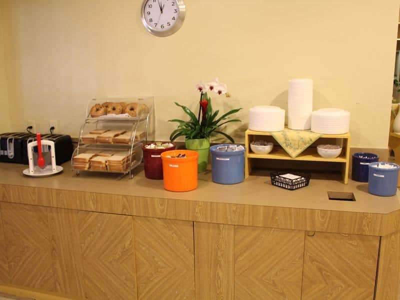 La Quinta Inn & Suites by Wyndham Coral Springs Univ Dr - photo 24
