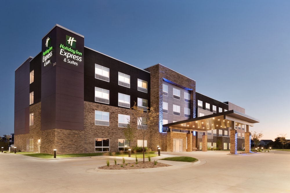 Holiday Inn Express & Suites West Des Moines Jordan Creek by IHG in West Des Moines, United States