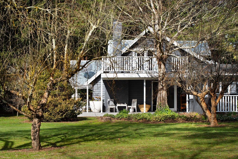 The Orchard — 5-Star Luxury Hotel in Daylesford, Australia