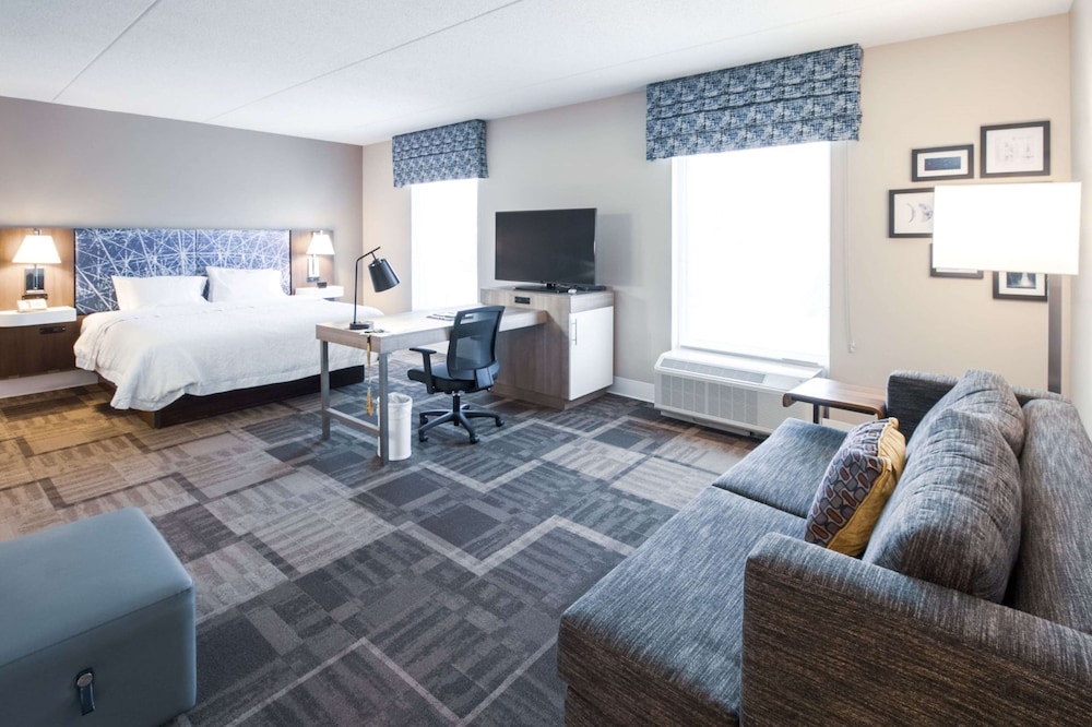 Hampton Inn & Suites Huntsville Hampton Cove - photo 18