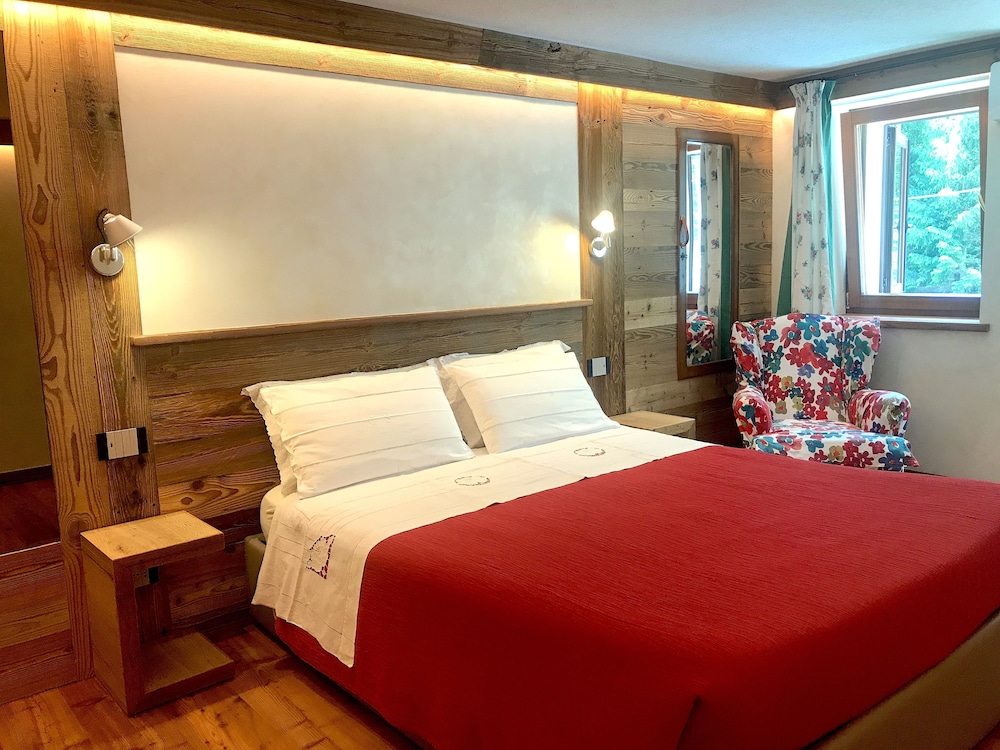 Le Moulin Des Aravis — hotel in Champorcher