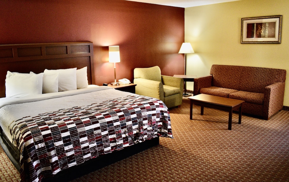 Red Roof Inn & Suites Little Rock - photo 30