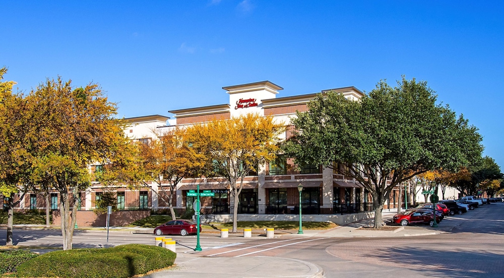 Hampton Inn & Suites Keller Town Center - photo 30