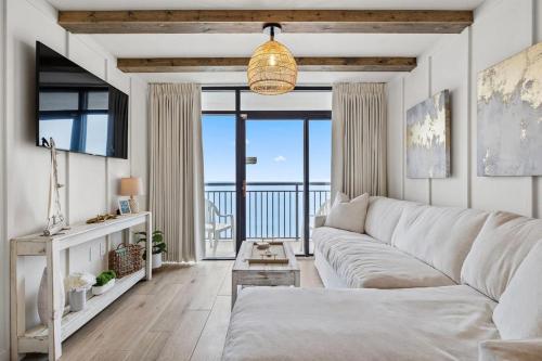 2 King Suites Oceanfront Condo byBarefoot Landing — 4-Star Luxury Hotel in Myrtle Beach, United States