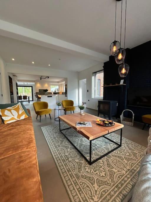 Vakantiehuis Laurine — hotel in Deinze