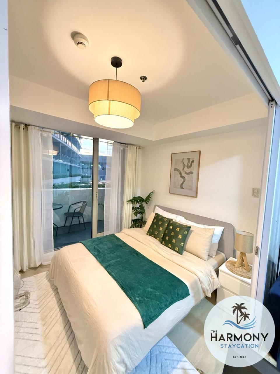 Azure Residences Staycation Bahamas tower — 4-Star Luxury Hotel in Manila, Philippines