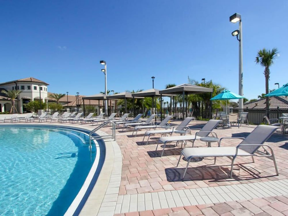 Ov4085 Champions Gate Resort 5 Bed 4.5 Baths Villa - photo 2