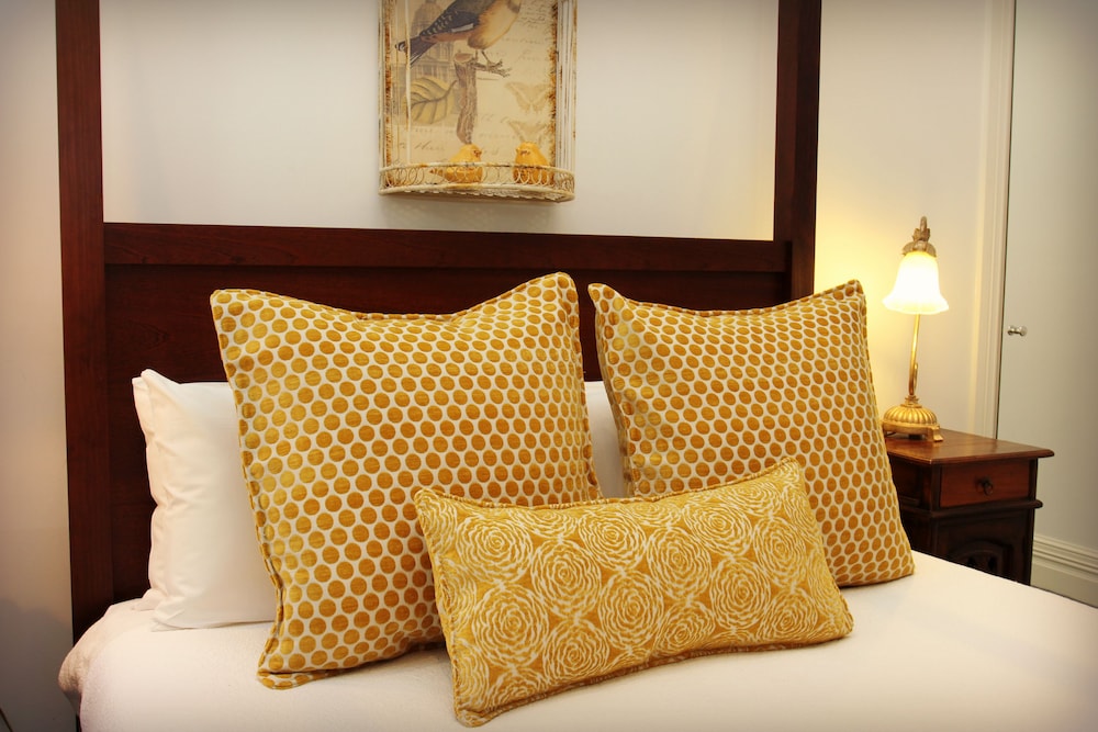 CocknBull Boutique Hotel — Echuca — photo 2