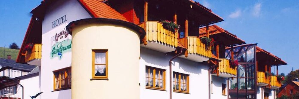 Hotel Am Gisselgrund - carbon neutral hotel in Suhl