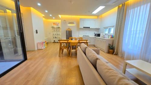 A Bridge house 2 A — 4-Star Luxury Hotel in Incheon, South Korea