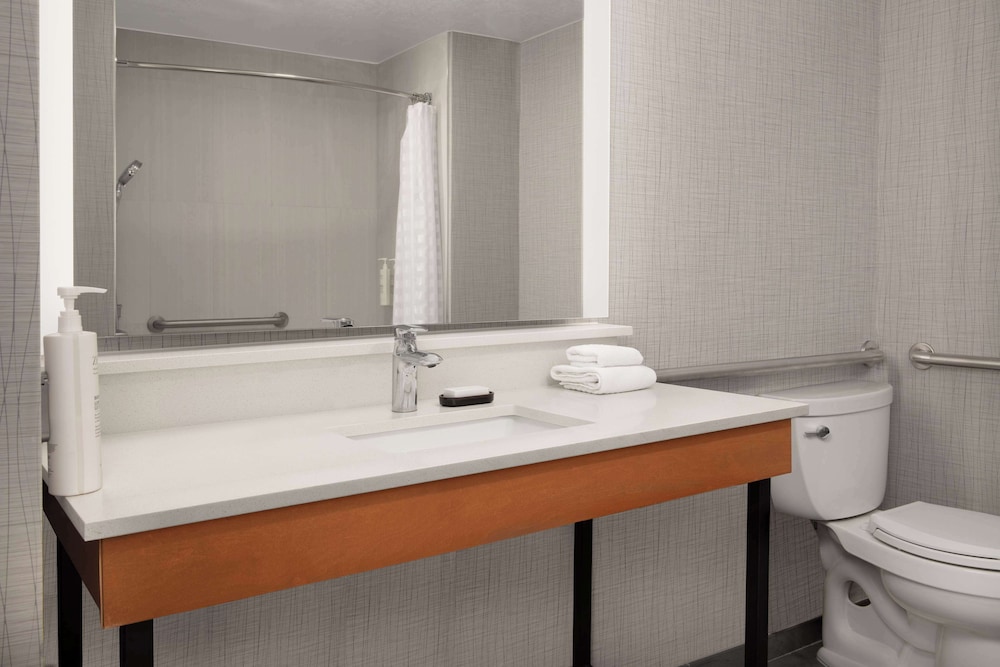Embassy Suites La Quinta Hotel & Spa - photo 38