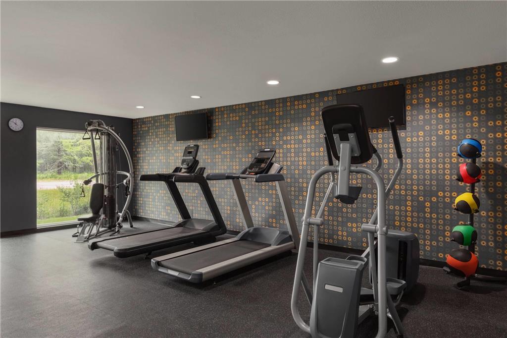 La Quinta Inn & Suites by Wyndham Peru Starved Rock St Park - photo 8