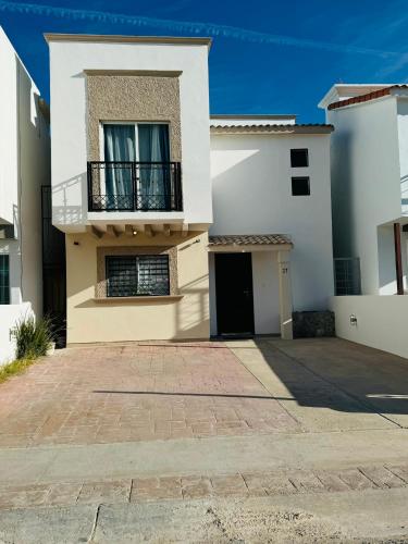 Casa Castaño Cd Jrz — 4-Star Luxury Hotel in Juarez, Mexico