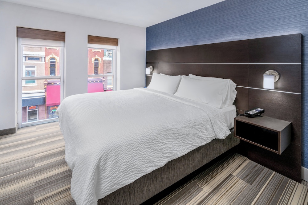 Holiday Inn Express Hotel & Suites Deadwood Gold Dust Casino - photo 14