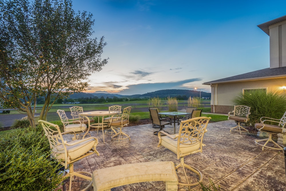 Holiday Inn Express Bloomsburg by IHG - photo 39