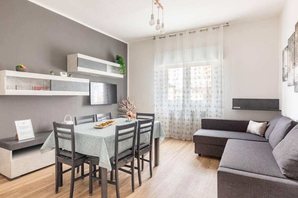 Monji Apartment — 4-Star Luxury Hotel in Faenza, Italy