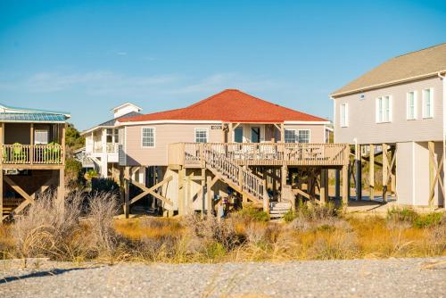 Heather Leigh by Oak Island Accommodations - photo 40