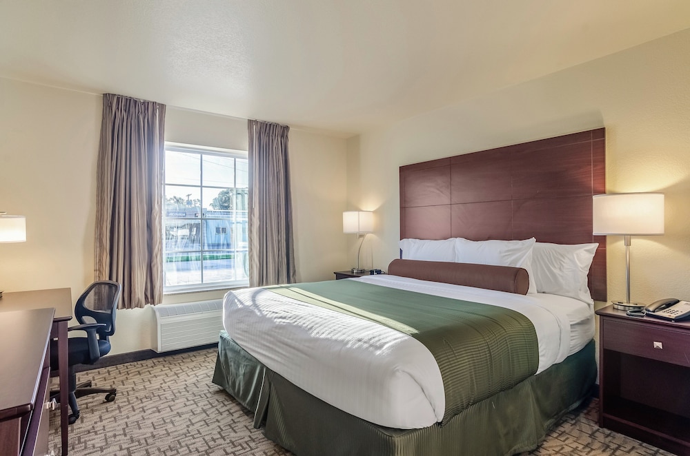 Cobblestone Inn & Suites Bridgeport - photo 15