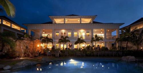 D210 Second Floor 3 bedroom Poolside Lanai — 4-Star Luxury Hotel in Koloa, United States