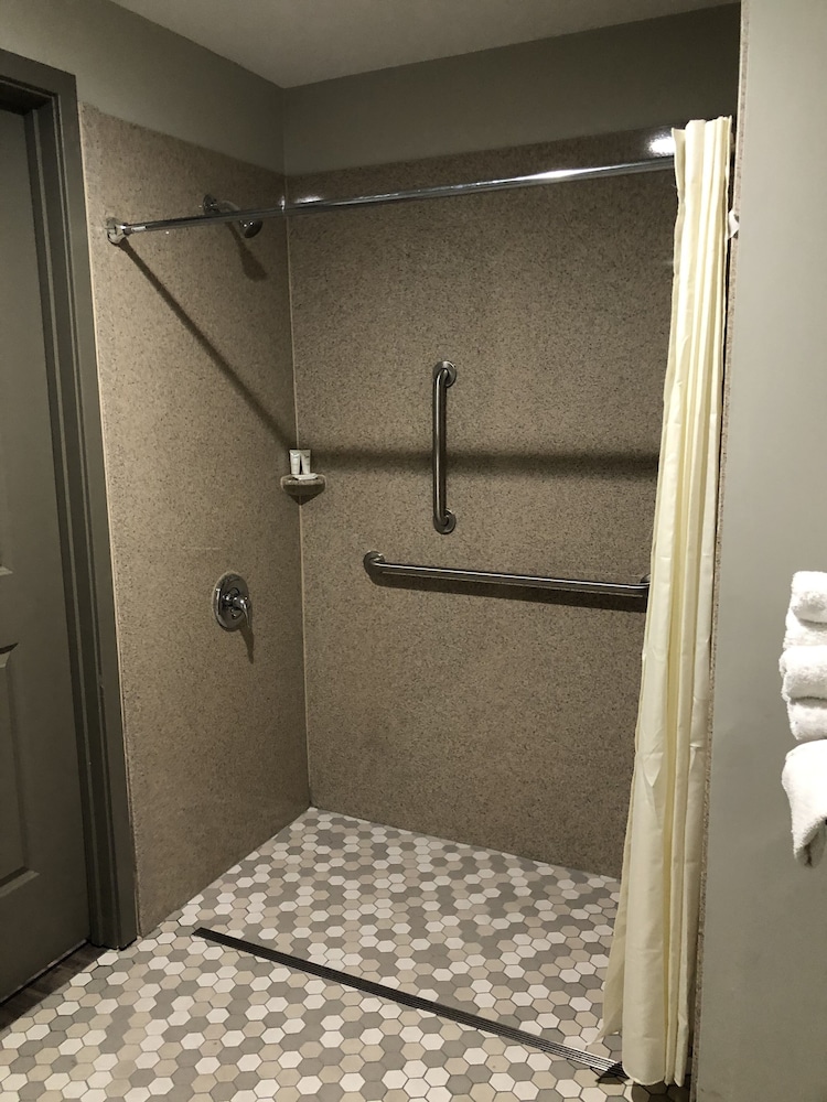 Bel Air Motel - photo 29
