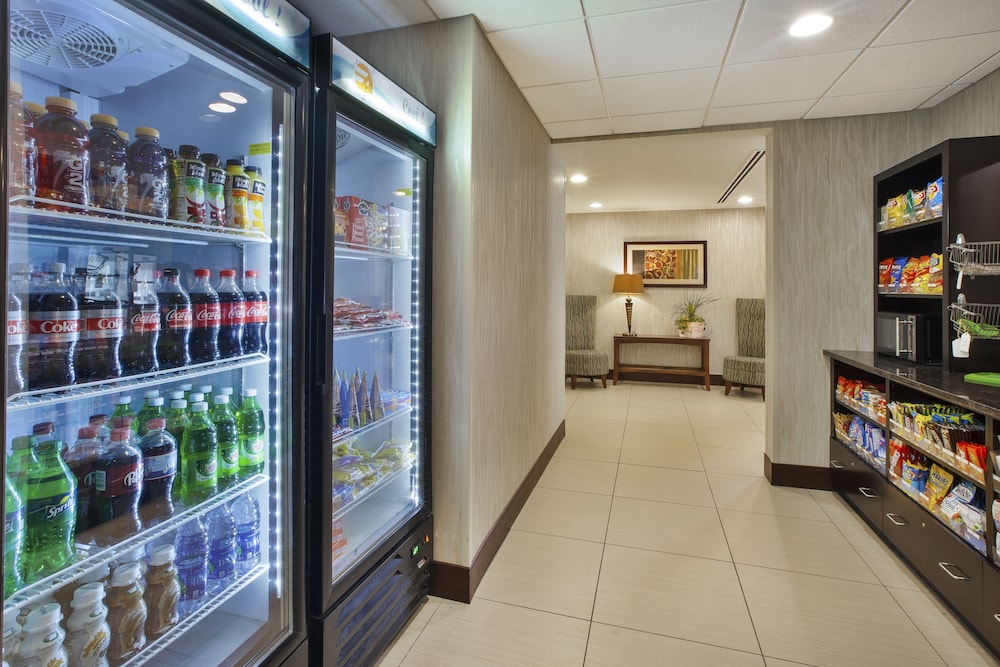 Holiday Inn Express & Suites Geneva Finger Lakes by IHG - photo 39