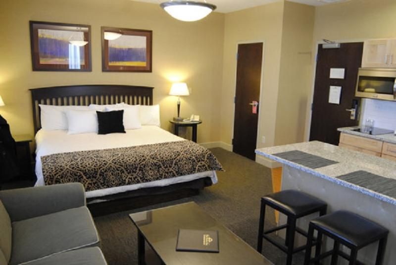 The Parker Inn & Suites - photo 7