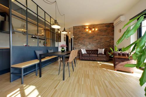YCH Trilocale stile Industriale — 4-Star Luxury Hotel in Rome, Italy