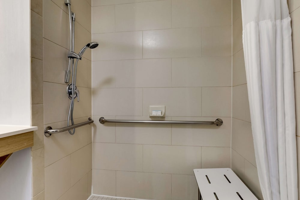Hilton Garden Inn Fort Worth Fossil Creek - photo 42