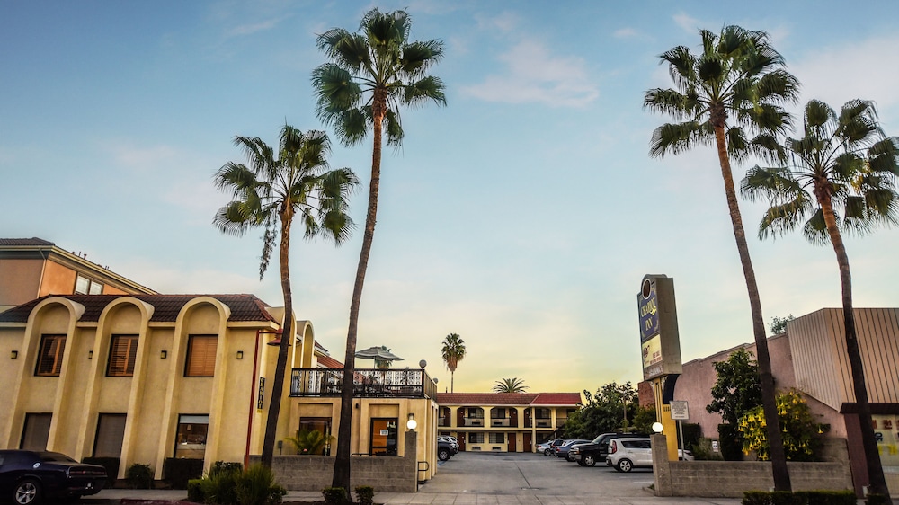 Chariot Inn Glendale Pasadena - photo 18
