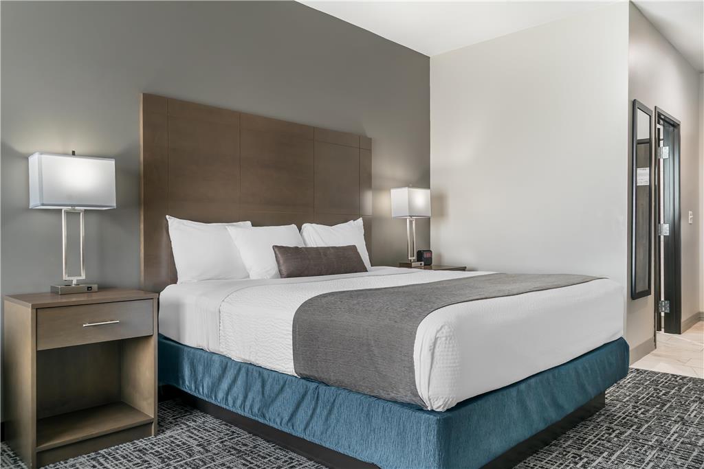Best Western Plus Wayland Hotel - photo 12