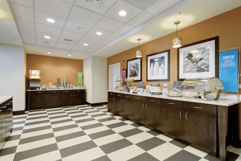 Hampton Inn Poplar Bluff - photo 39