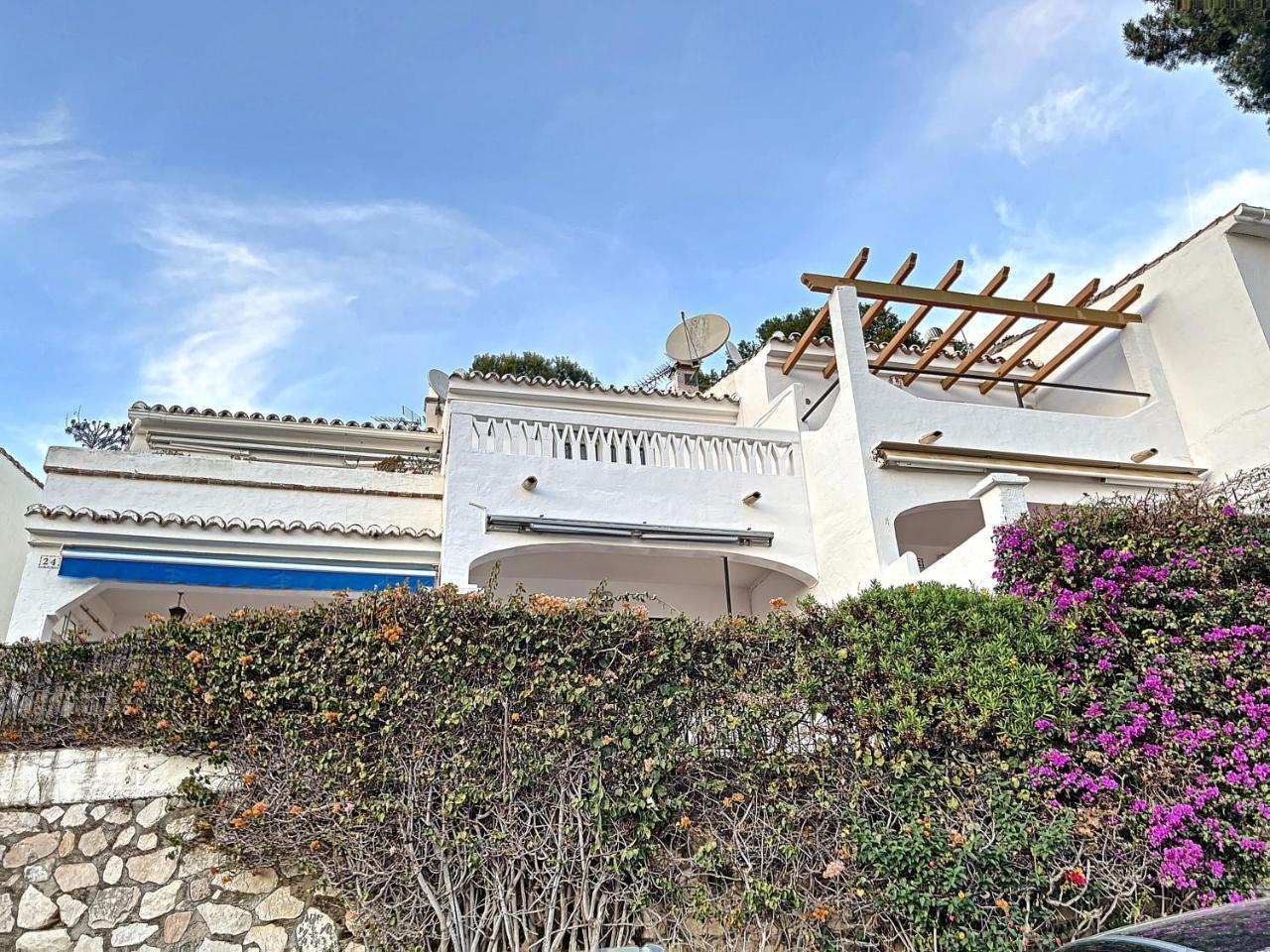 Agradable Adosado Con Piscina la Hidalga — Benalmadena — photo 2